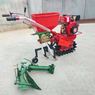 馳航多功能微耕機(jī) 果園管理與大蔥收獲的得力助手